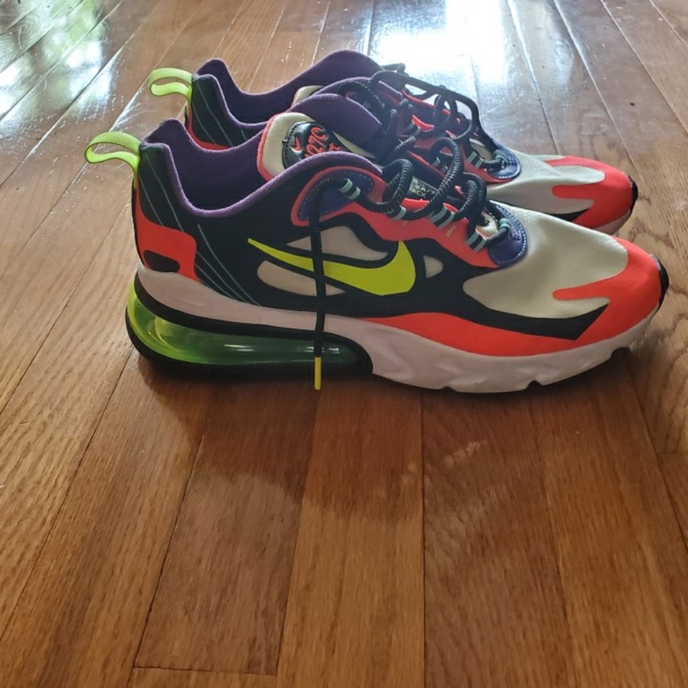 Nike Air Max 270 React Parachute size  US 10